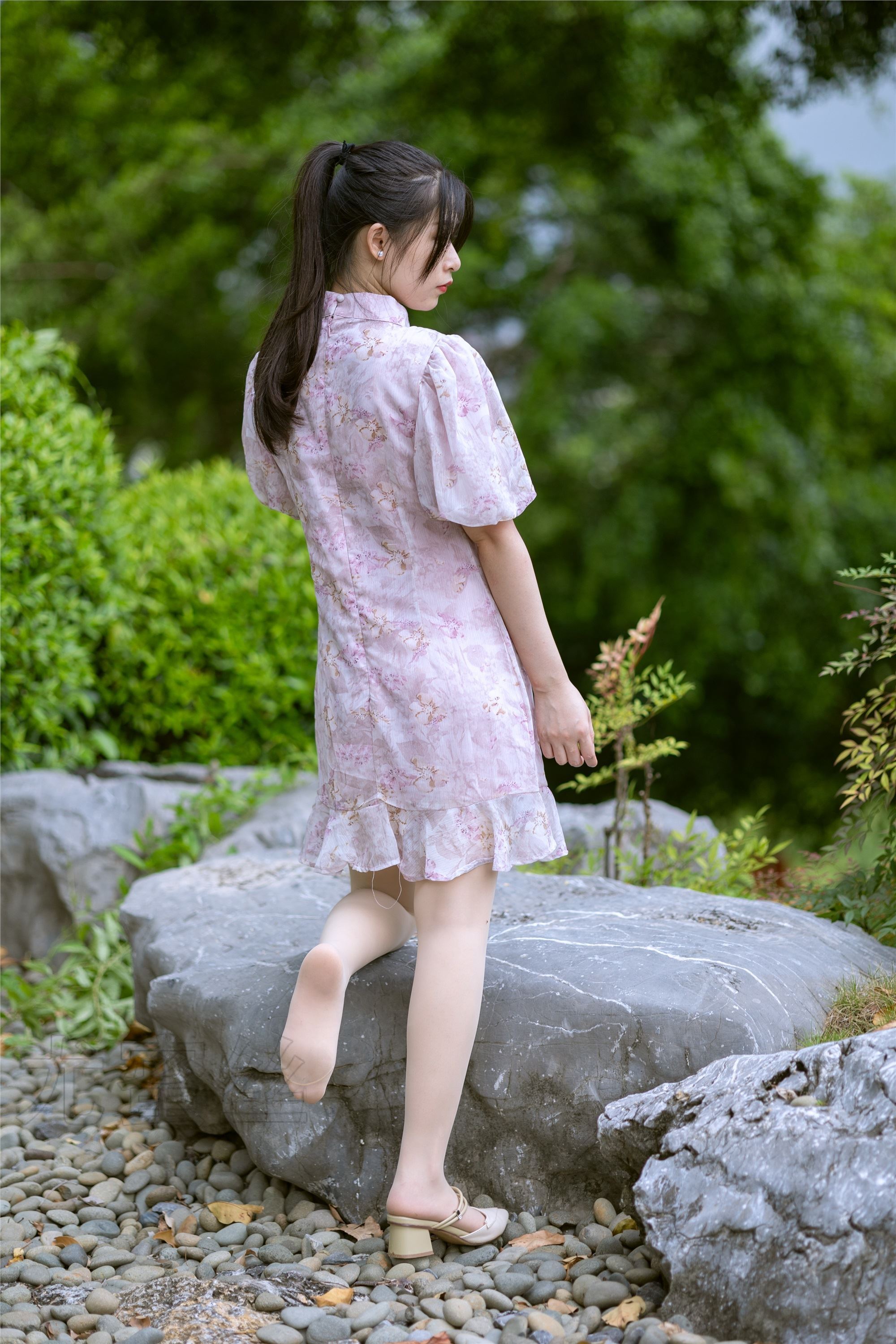 尤蜜丝 穿搭写真 NO.065